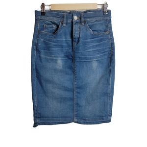 [BLANKNYC] Faithful Drop Hem Denim Skirt